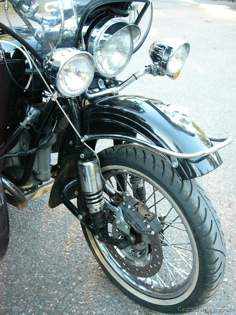 L1000216