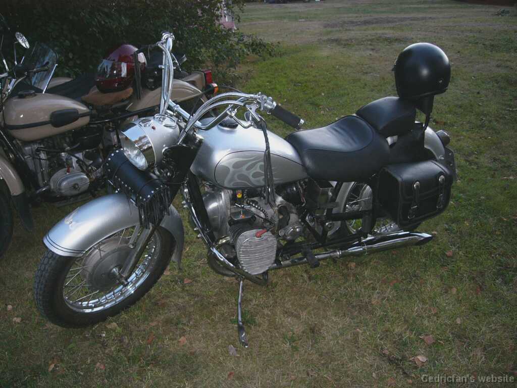 L1000237