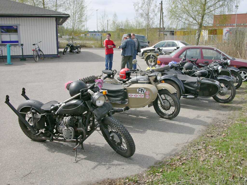 L1000568