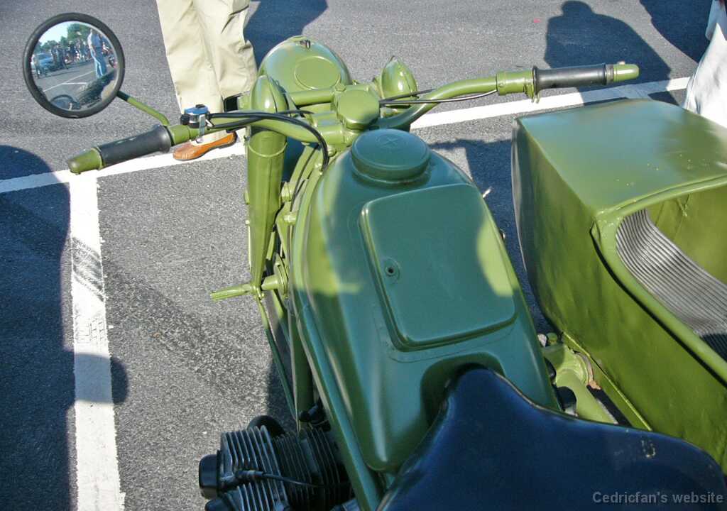 L1000365