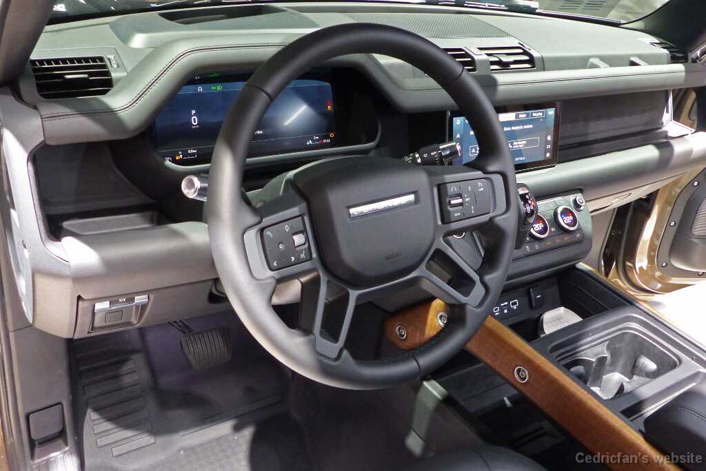 LandRover_Defender2