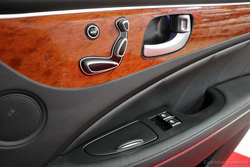 HyundaiEquusVS500_2012_14
