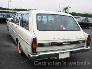 PmcGloria2WagonWhRr