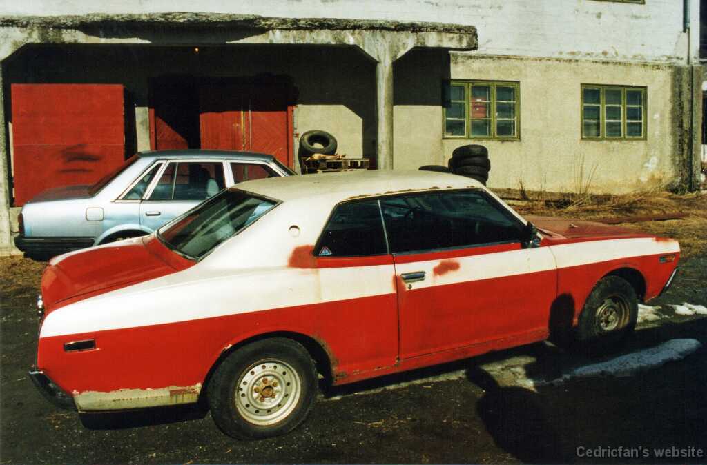 Side (2)