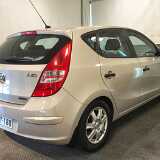 Hyundai_i30_CRDi_08 (1)
