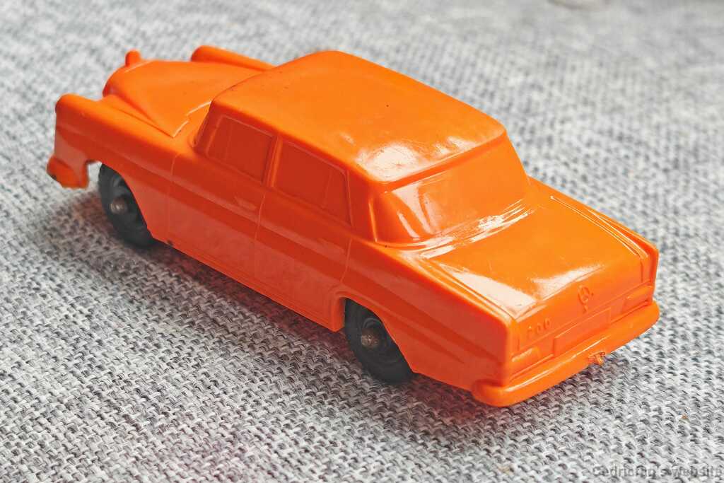 MB200 (1)