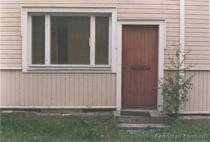 DoorHouse