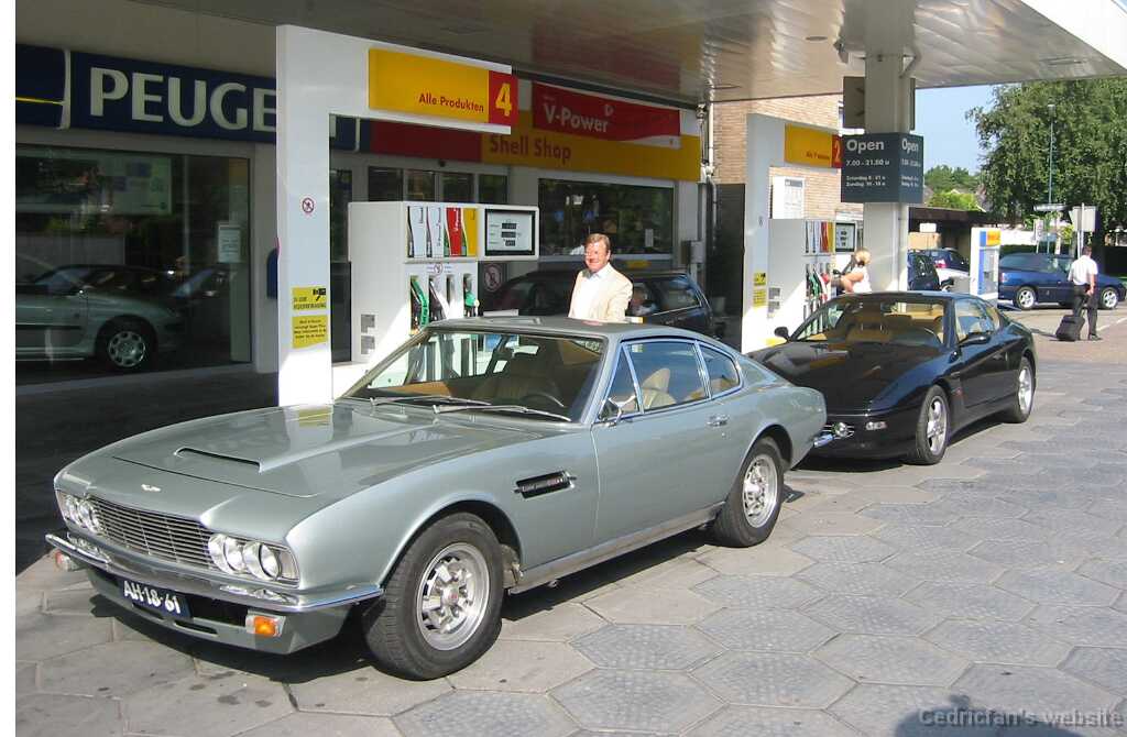 12HollantiAutot