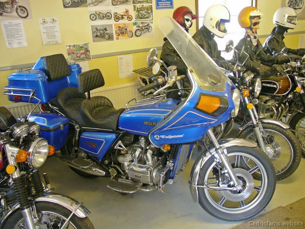 L1030074