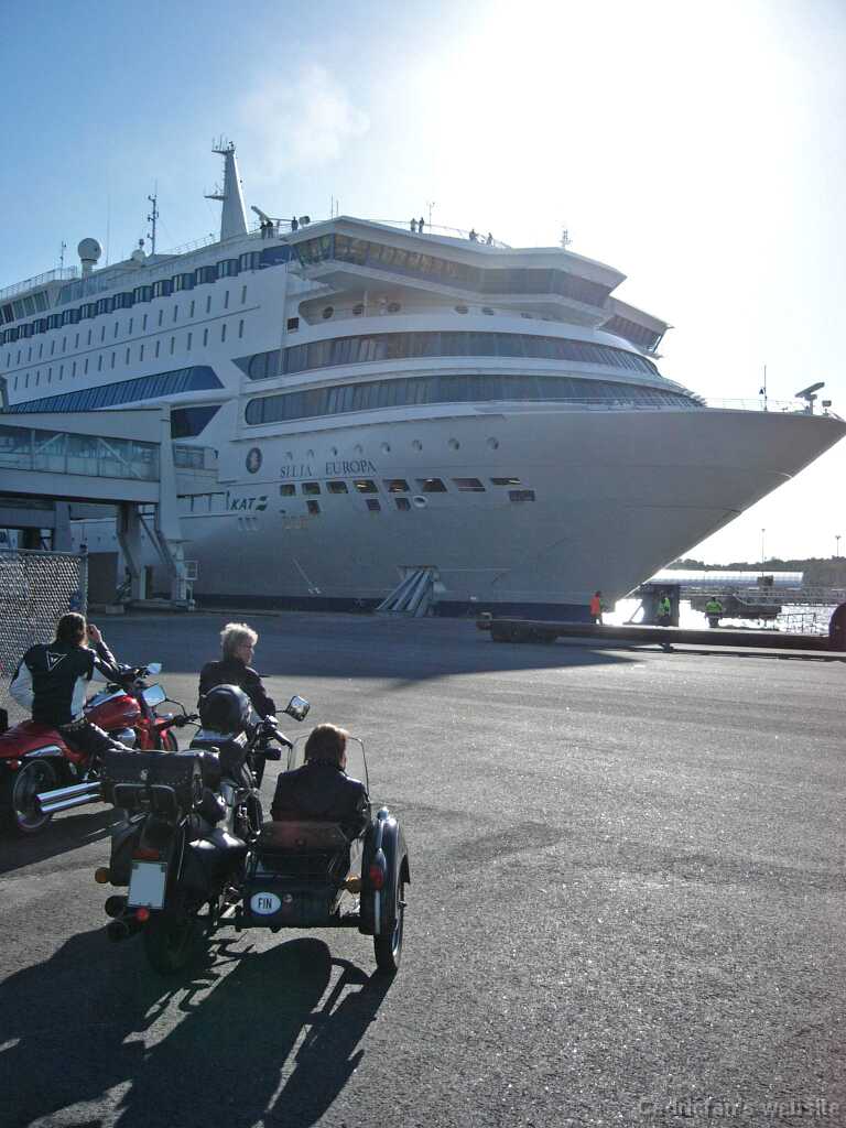L1000176