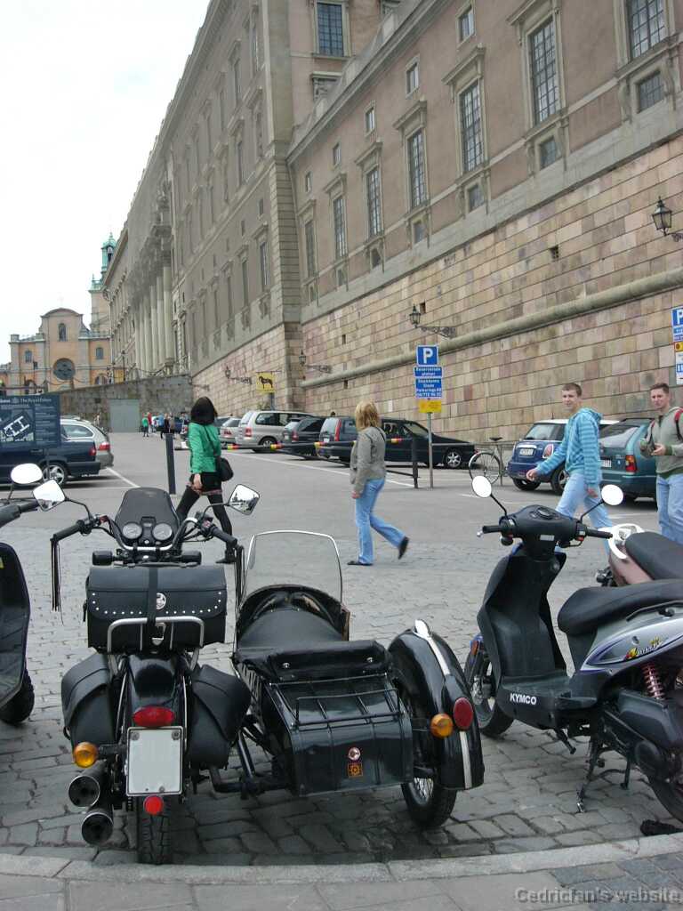 L1000207