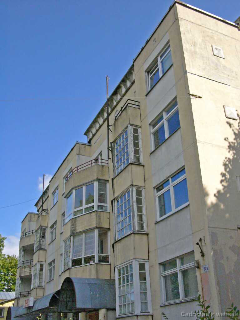 L1050818