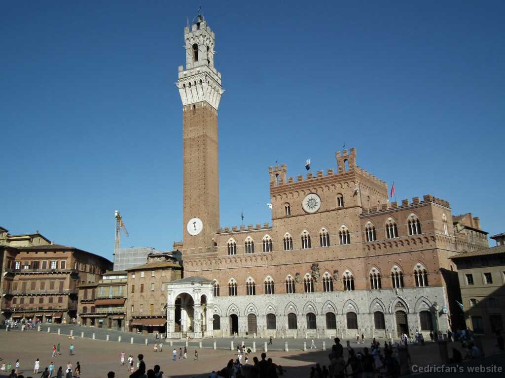 DSCF0032SienaPalazzoPubblico