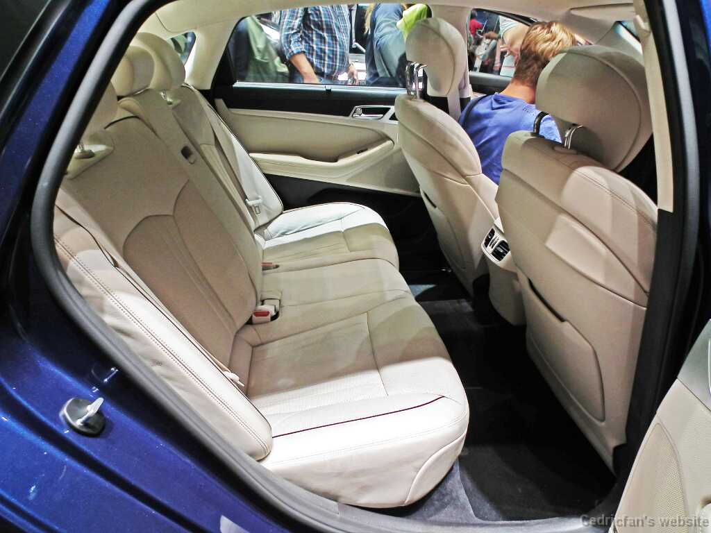 HyundaiGenesis (2)
