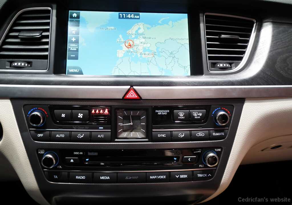 HyundaiGenesis (5)