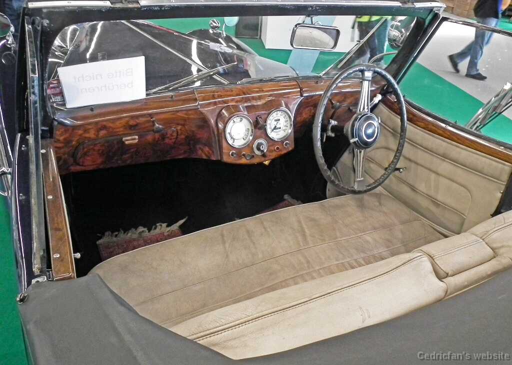 Triumph1800 (3)