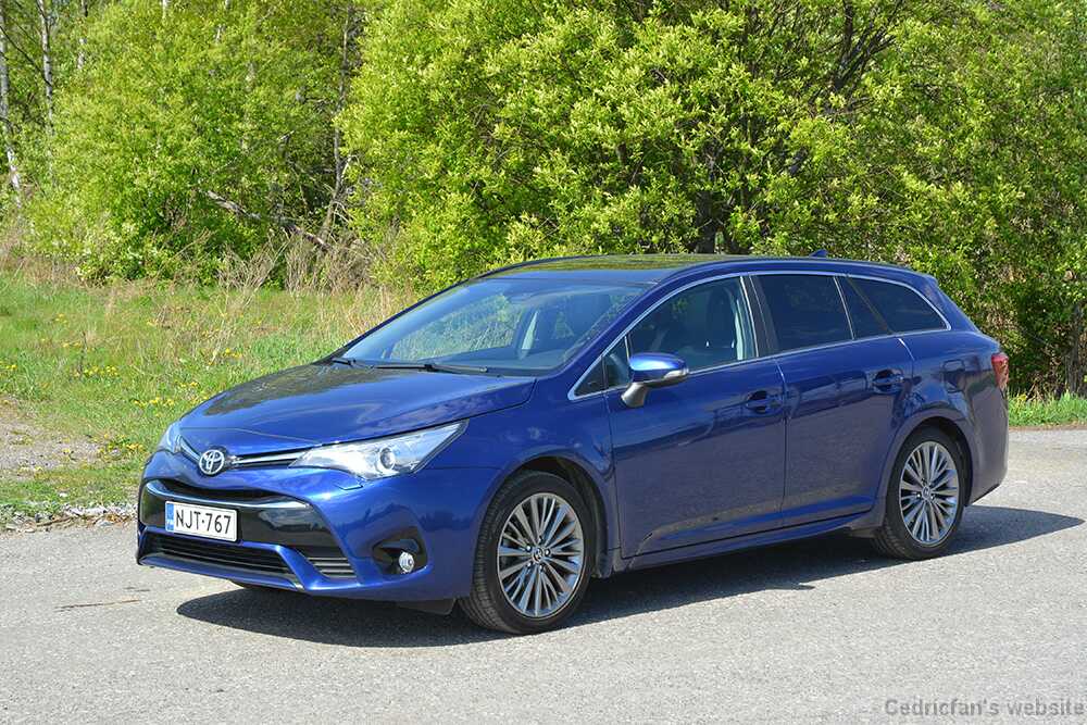 Avensis16