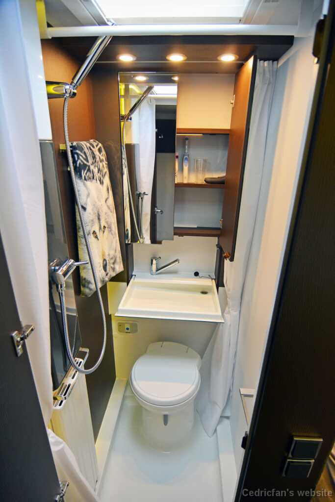 Adria663 (4)