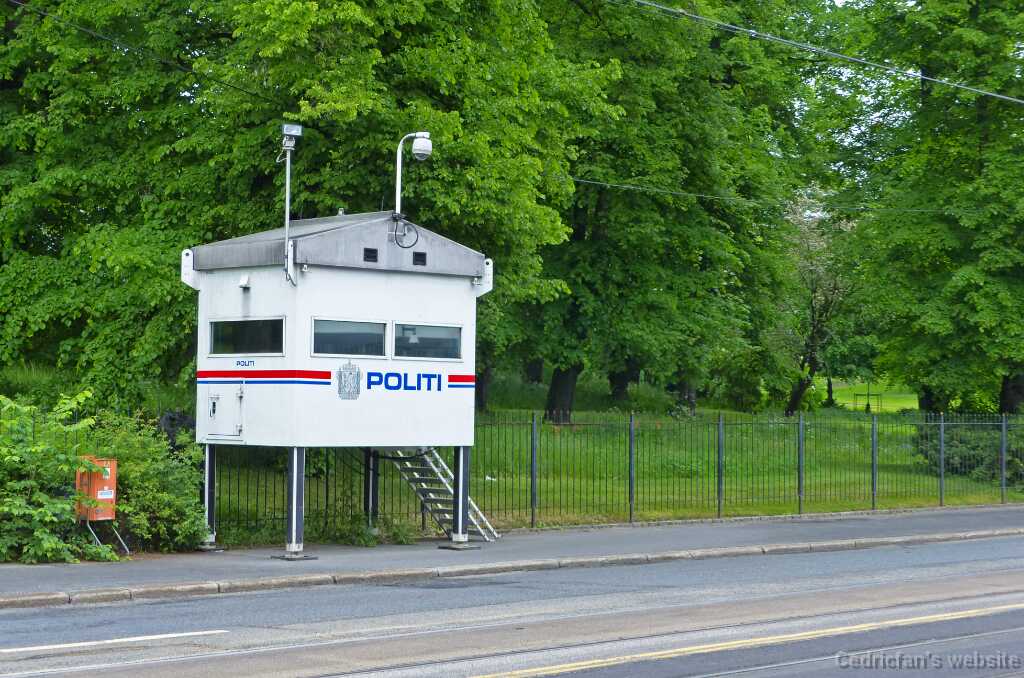 P1270559