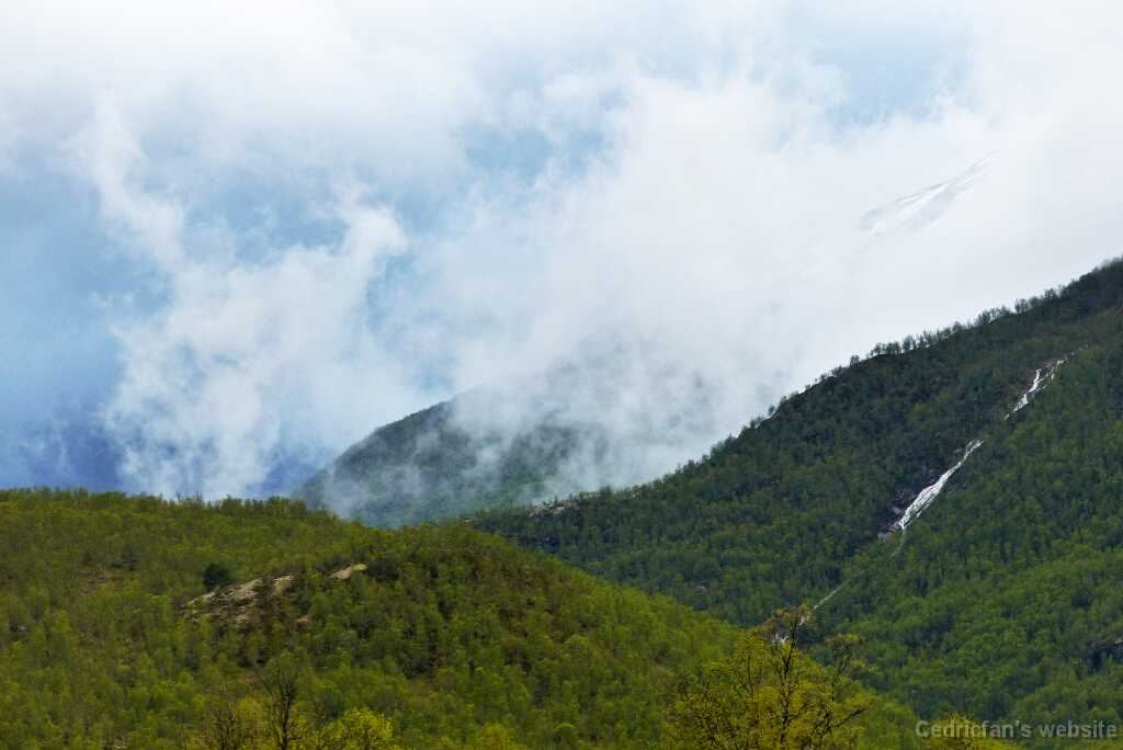 P1270689