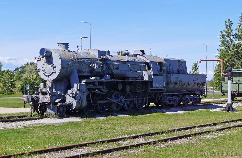 L1090467