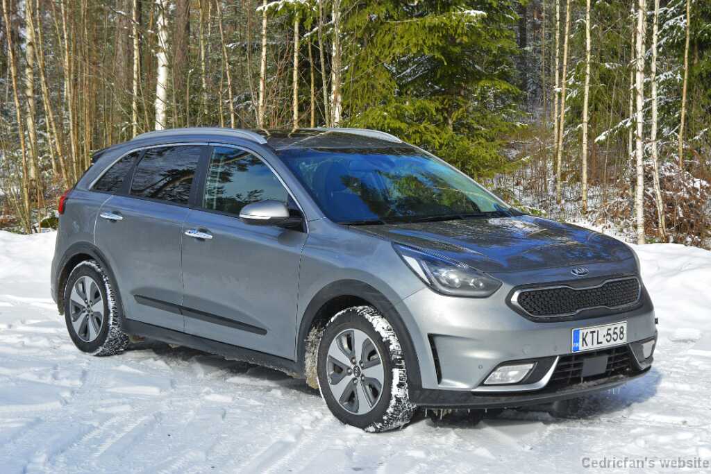 KiaNiro1